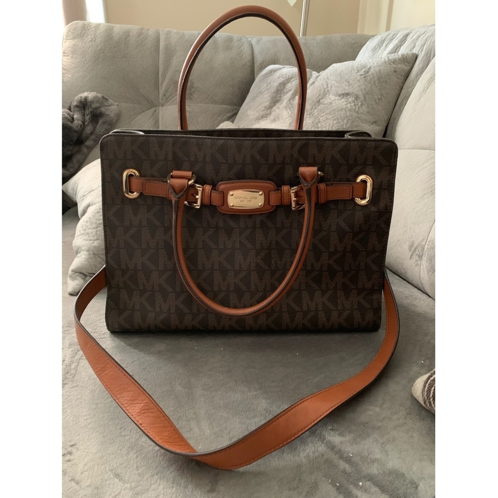Michael Kors purse